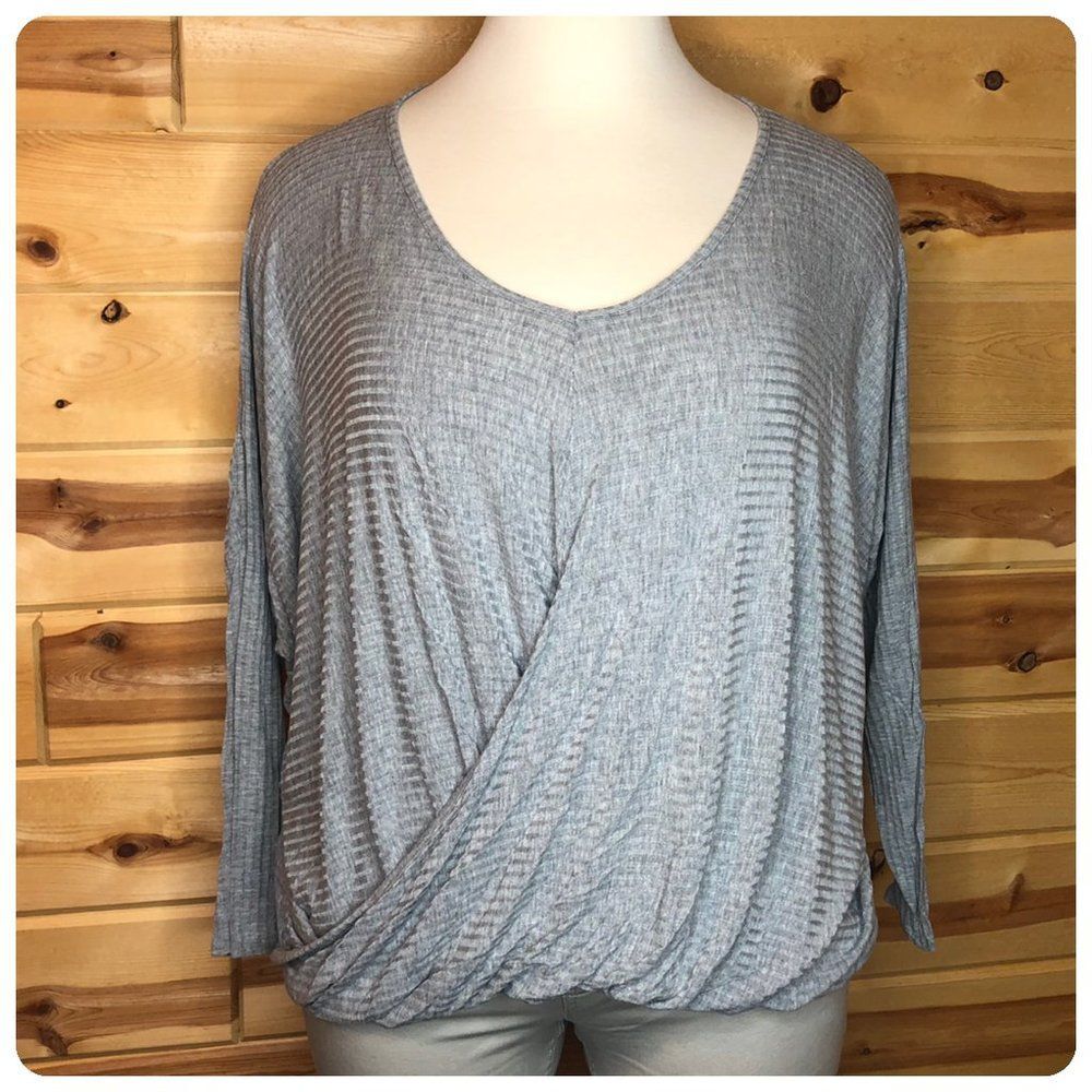 Charlotte Russe Gray LS Surplus Hem Shirt Top 3x